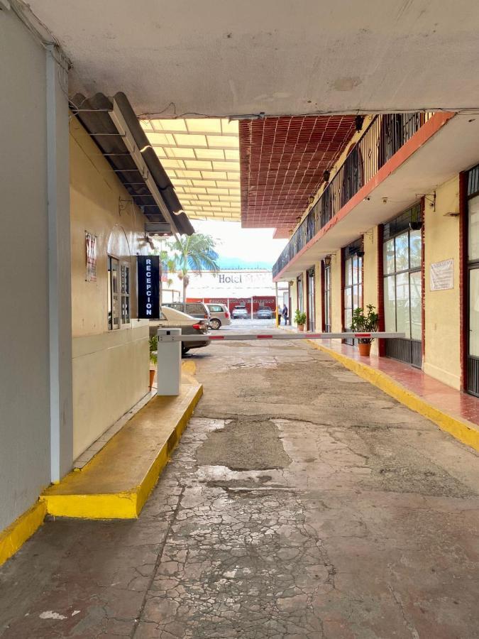 Hotel Maya Ixtlan Ixtlan del Rio Dış mekan fotoğraf